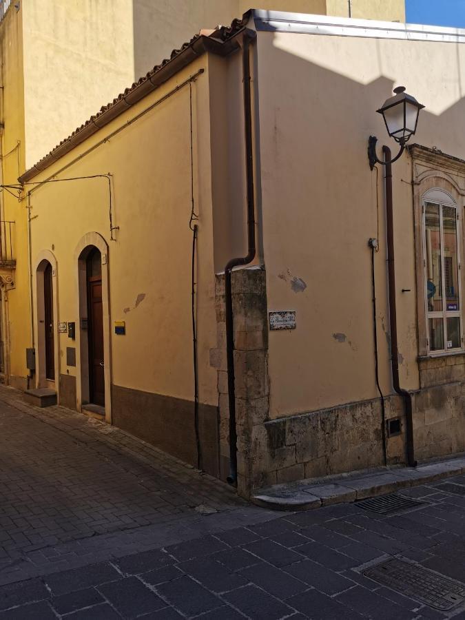 La Mansarda Iblea Villa Palazzolo Acreide Exterior photo